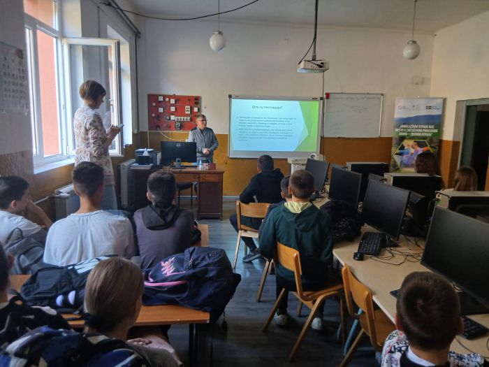 Učenici iz Ivanjice informisani o pravilnom rukovanju sa ambalažom od pesticida